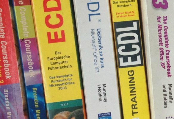 ECDL Books Mobile 1